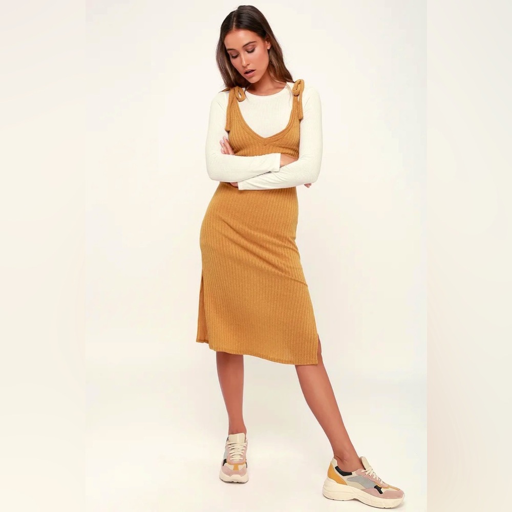 Lulus Ribbed Midi Dress